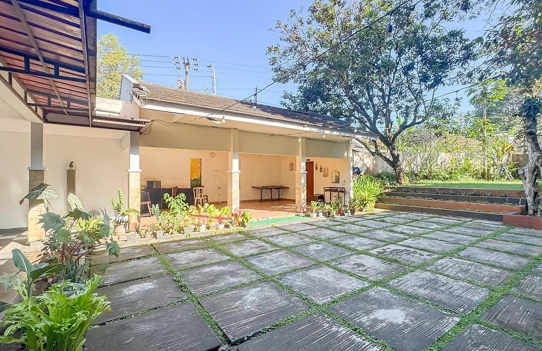 Villa Anugerah Linggarjati Mitra RedDoorz-1